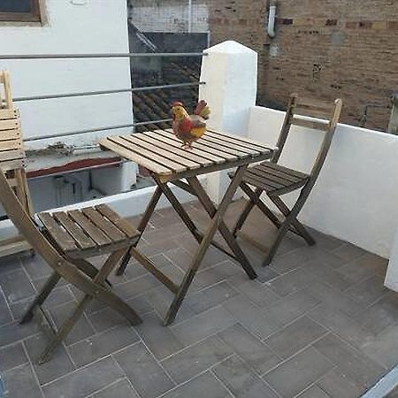 Apartamento De Diseno Cerca De Tren, Playa Y Bcn Masnou Luaran gambar